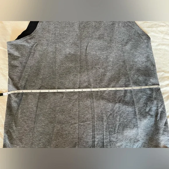 Lululemon Lab Tank - Picture 3 of 4